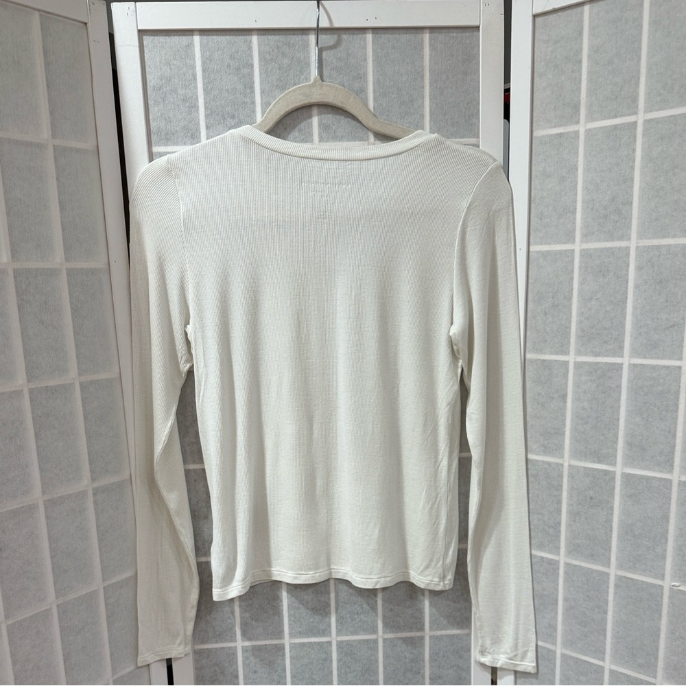 American Eagle Soft & Sexy Rib Long Sleeve Color White Size Small - Picture 4 of 5